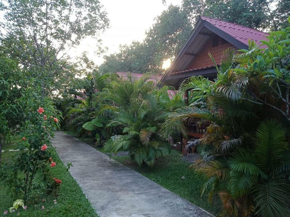 Najjamee Bungalows Ко Яо Ной Екстериор снимка